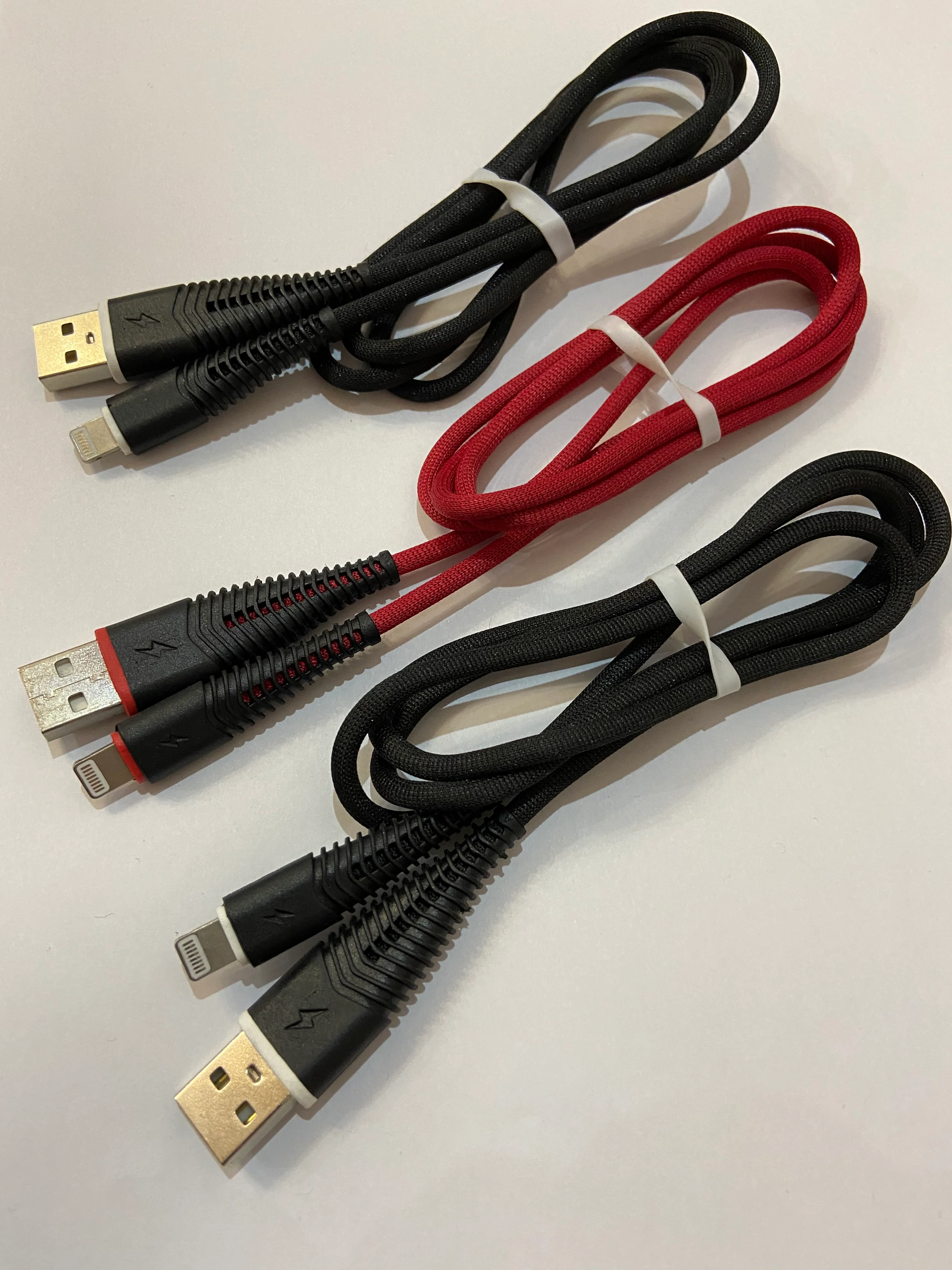 Красный кабель Lightning, айфон, 1 м