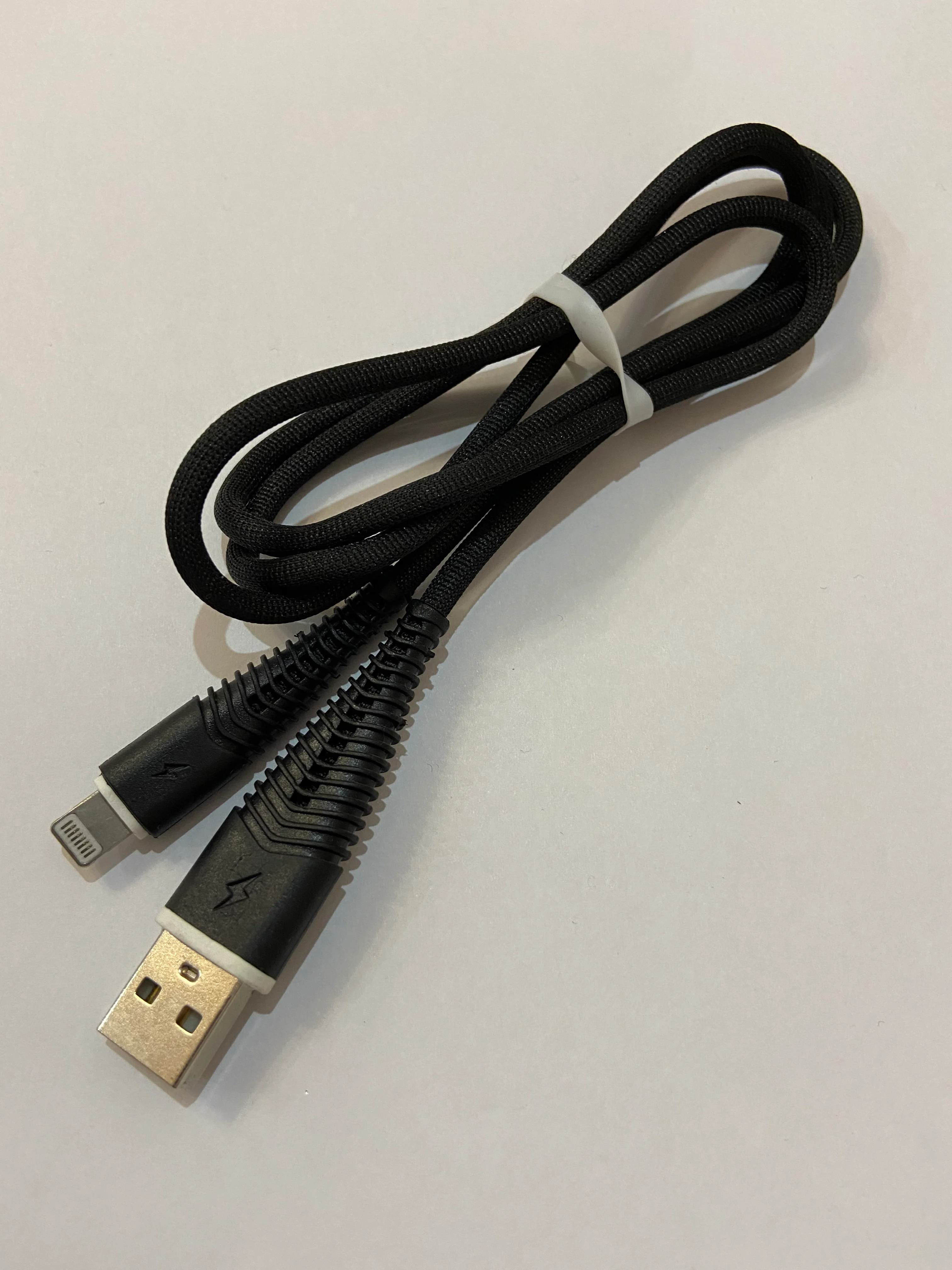 Черный кабель Lightning, айфон, 1 м