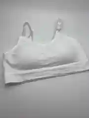Белый укороченный топ на тонких бретельках, женский топ , топ для спорта, нижнее белье