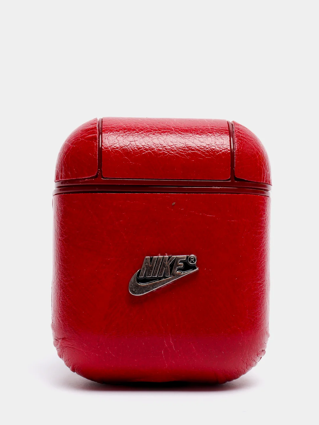 Алый чехол для AirPods 1/2. Кожа + пластик в ассортименте