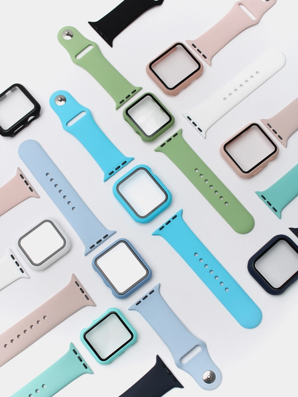 Силиконовый ремешок для Apple Watch с защитным стеклом 2 в 1