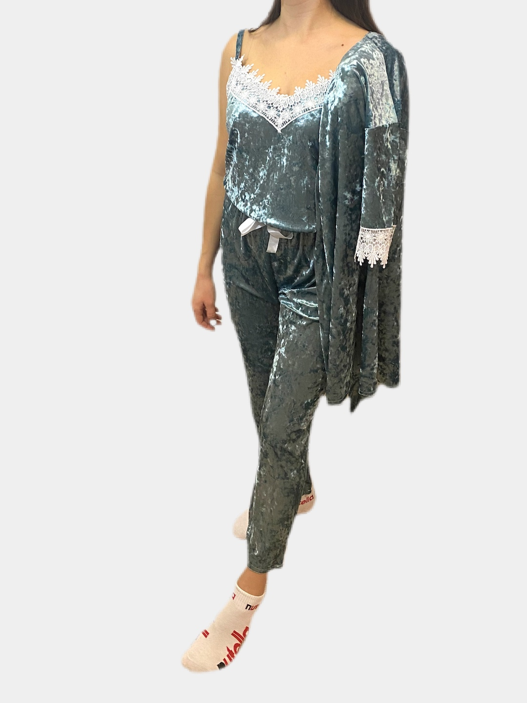 Домашний велюровый комплект: халат, шорты, штаны и топ, женская пижама с  кружевом купить по цене 1499 ₽ в интернет-магазине KazanExpress