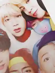 Белый открытки "K-pop группы"
