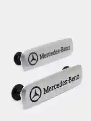 Комплект шильдиков с эмблемой авто "MERCEDES-BENZ" и  4 винтовыми креплениями (Пара)