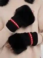 Черный шапка тёплая с меховыми перчатками