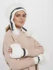 Белый шапка тёплая с меховыми перчатками