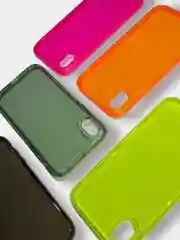 Желтый чехол для iPhone (айфон)