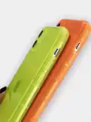 Желтый чехол для iPhone (айфон)