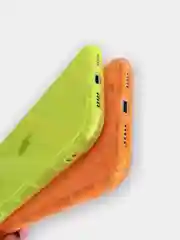 Желтый чехол для iPhone (айфон)