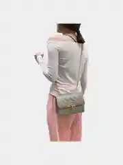 Зеленый клатч женский