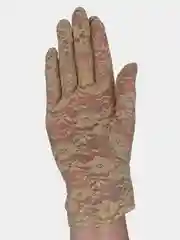 Перчатки гипюр