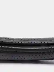 Оплетка на руль (чехол на руль) SKYWAY Art-7 M Черная экокожа S01102048