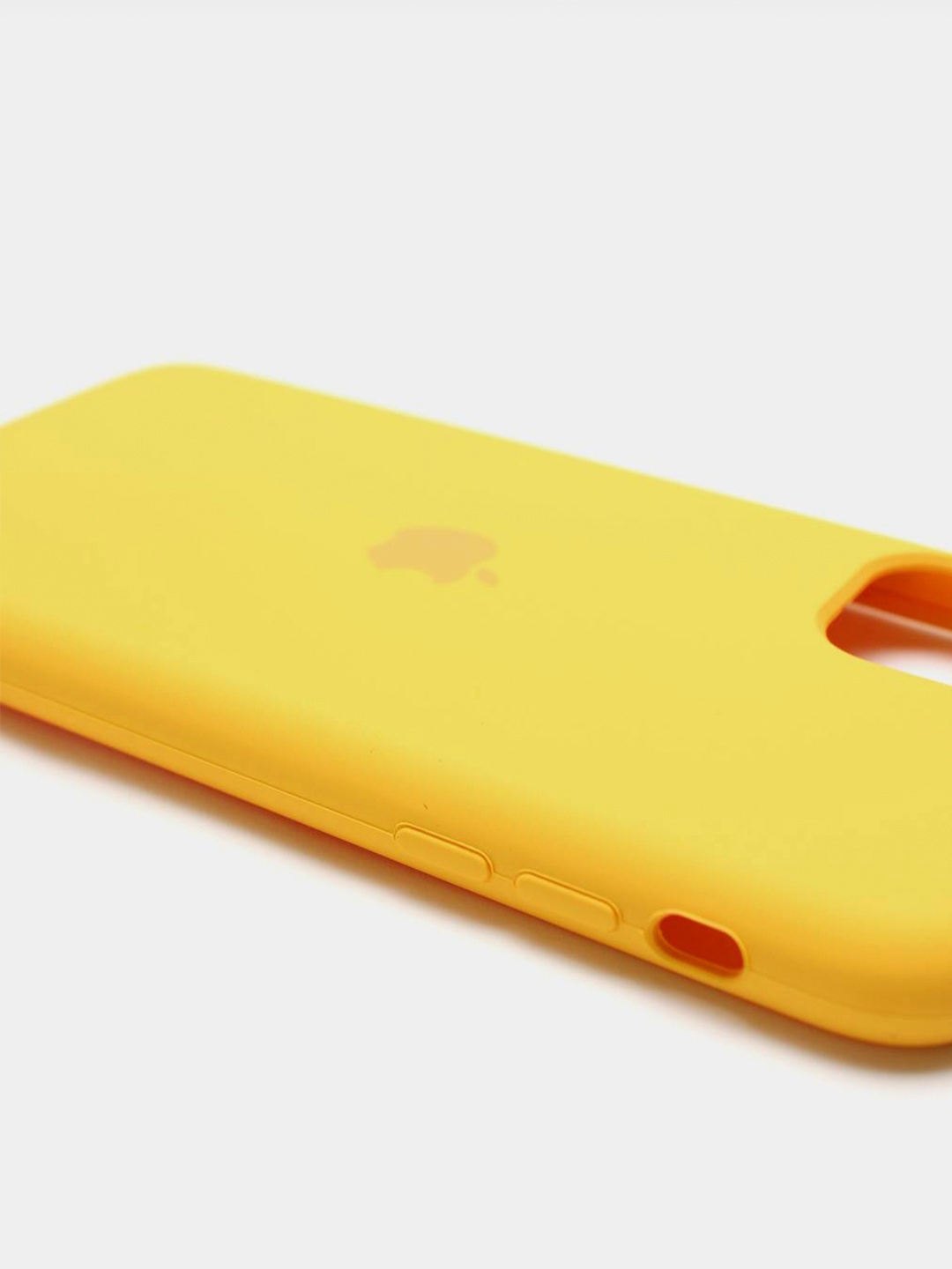 Чехол Silicone Case для iPhone 11 накладка защитный кейс защита телефона  ударопрочный soft купить по цене 199 ₽ в интернет-магазине KazanExpress