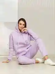 Сиреневый спортивный женский костюм
