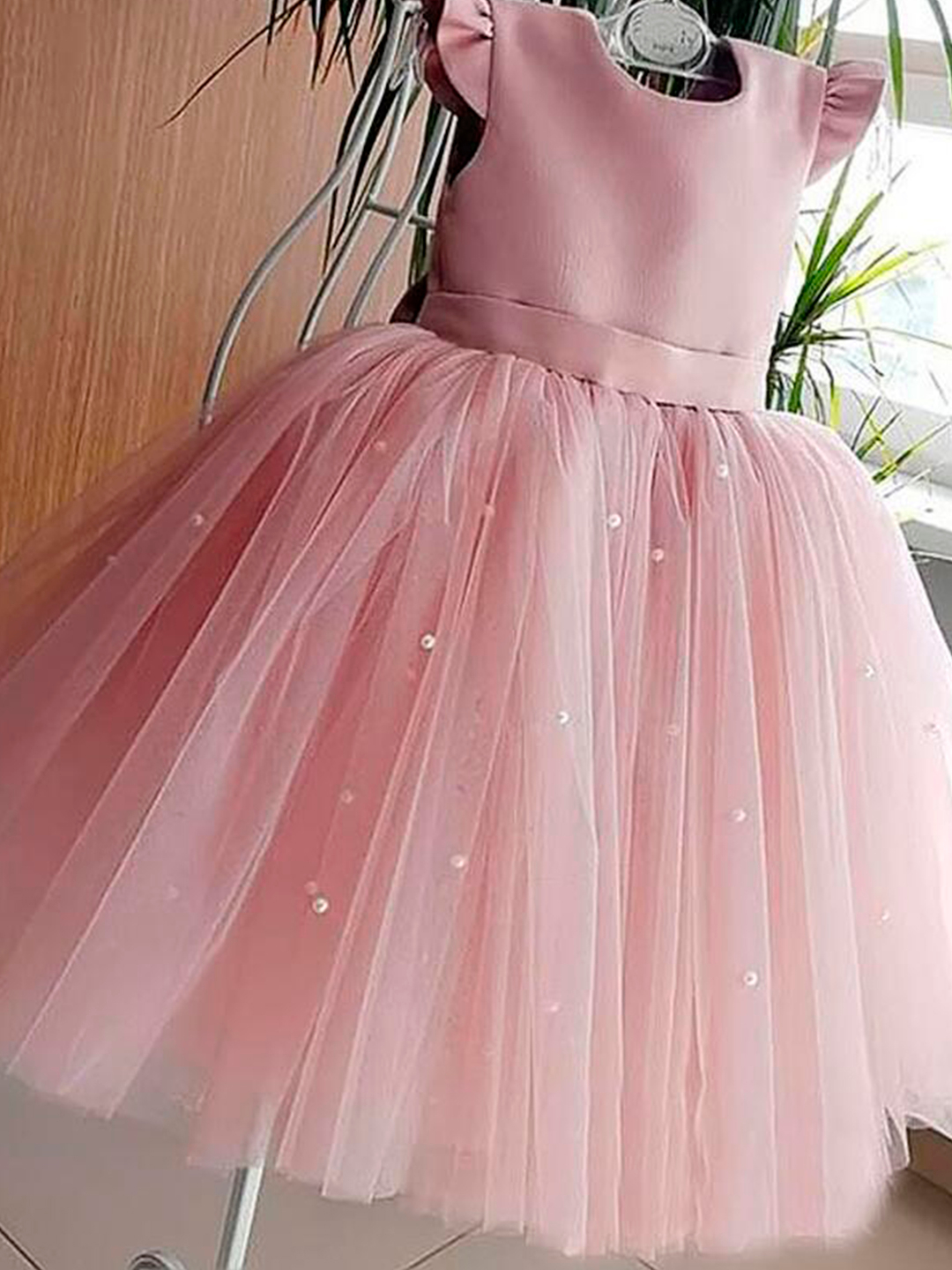Платье-пачка для девочки, фатиновое, с открытой спиной купить по цене 1499  ₽ в интернет-магазине KazanExpress