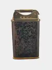 Тёмно-коричневый зажигалка газовая
