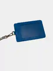 Черный бейдж с лентой