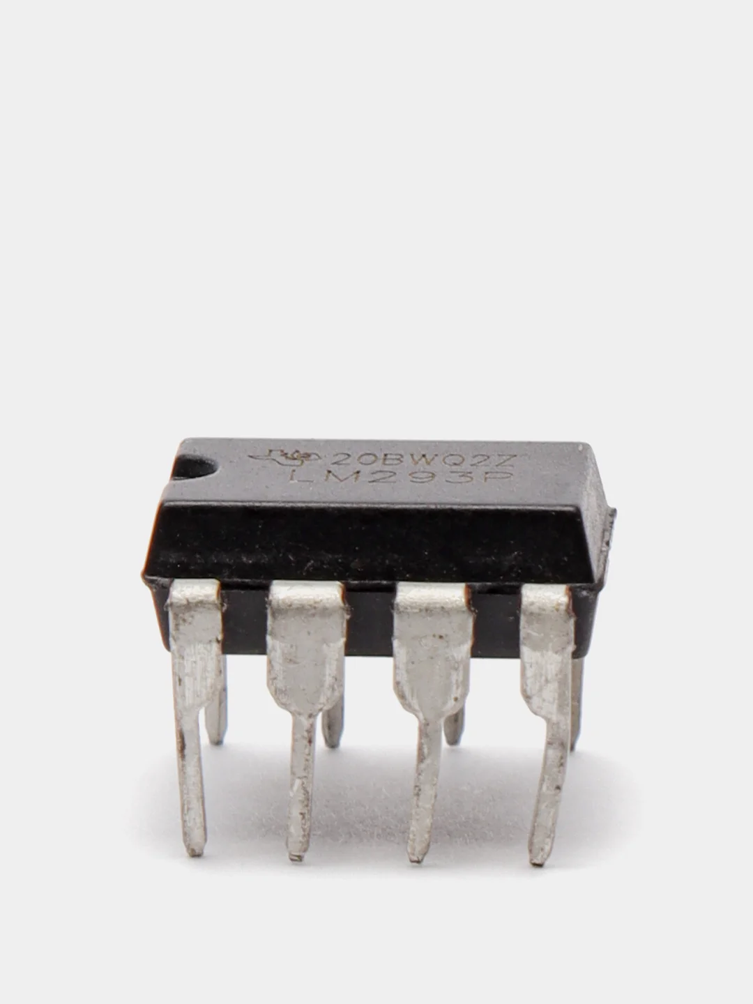 Микросхема LM293P DIP-8