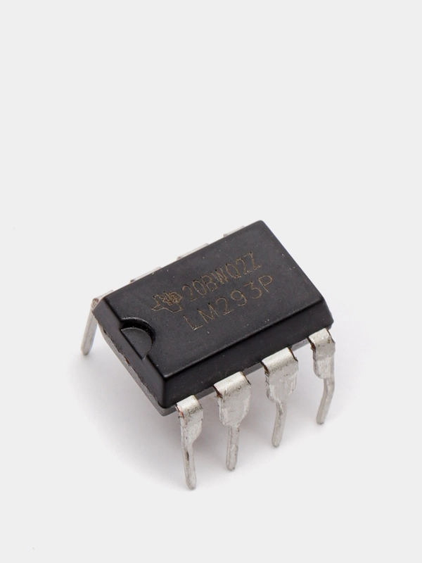 Микросхема LM293P DIP-8