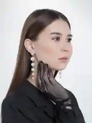 Сетчатые перчатки с черной кружевной отделкой
