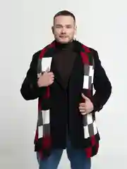 Красный шарф мужской