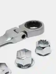 Ключ трещоточный с набором головок 8-19 мм SL-685