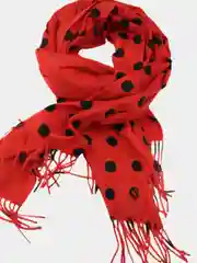 Красный палантин женский