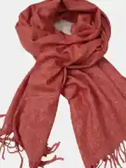 Красный палантин женский