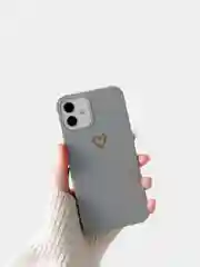 Серый чехол для iPhone сердечко
