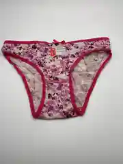 Розовый трусы женские