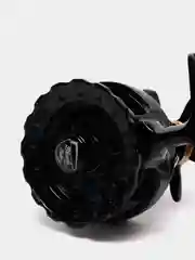 Катушка зимняя мультипликаторная инерционная Black Side Ice Zeal