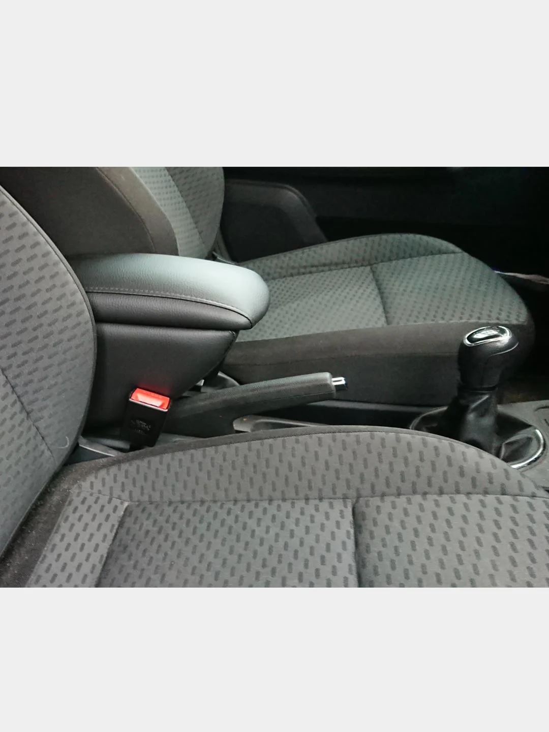 Подлокотник Шкода Фабия 2 (Skoda Fabia 2) и Шкода Румстер (Skoda Roomster), премиум