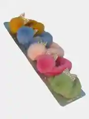 Резинка меховая с помпоном