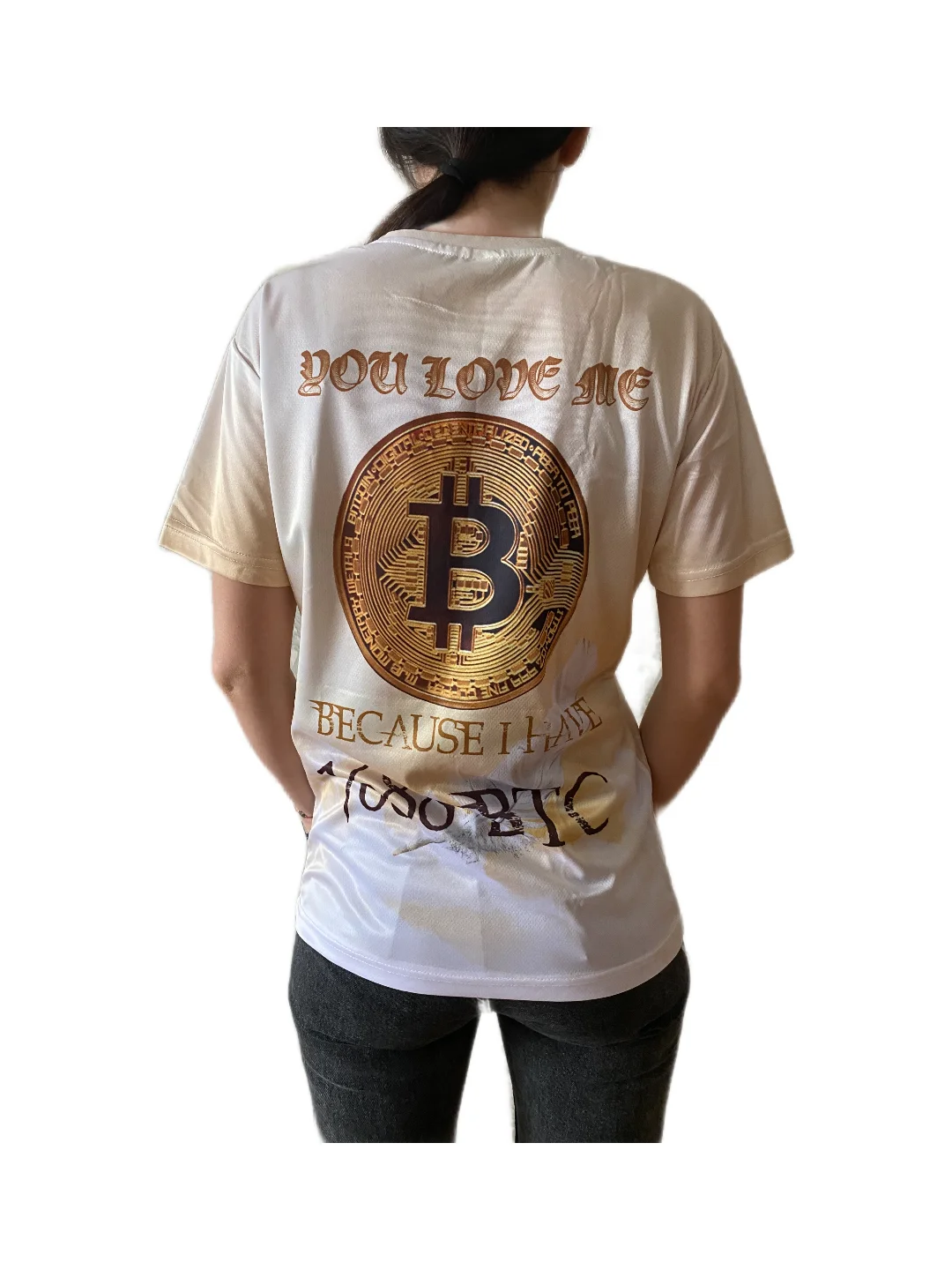 Футболки с изображением биткоина