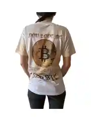 Футболки с изображением биткоина