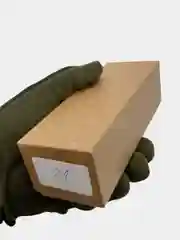 Нож кнопочный фронтальный автоматический, сталь 420, рукоять Soft Touch, цвет красный