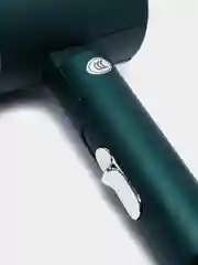 Зеленый фен со складной ручкой