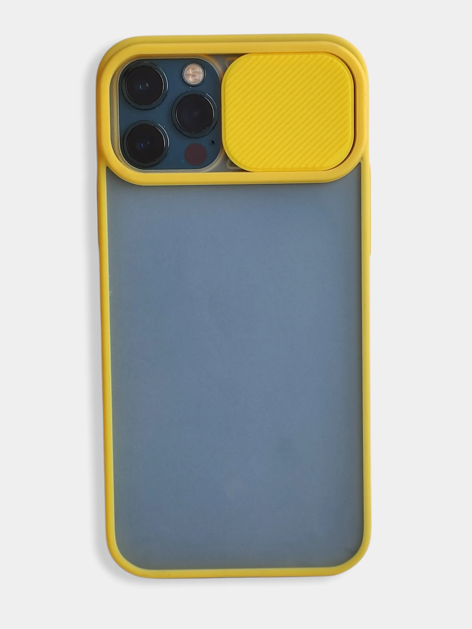 Желтый чехол с защитой камеры для Iphone 12, 12pro, 12 pro max, 11 про макс