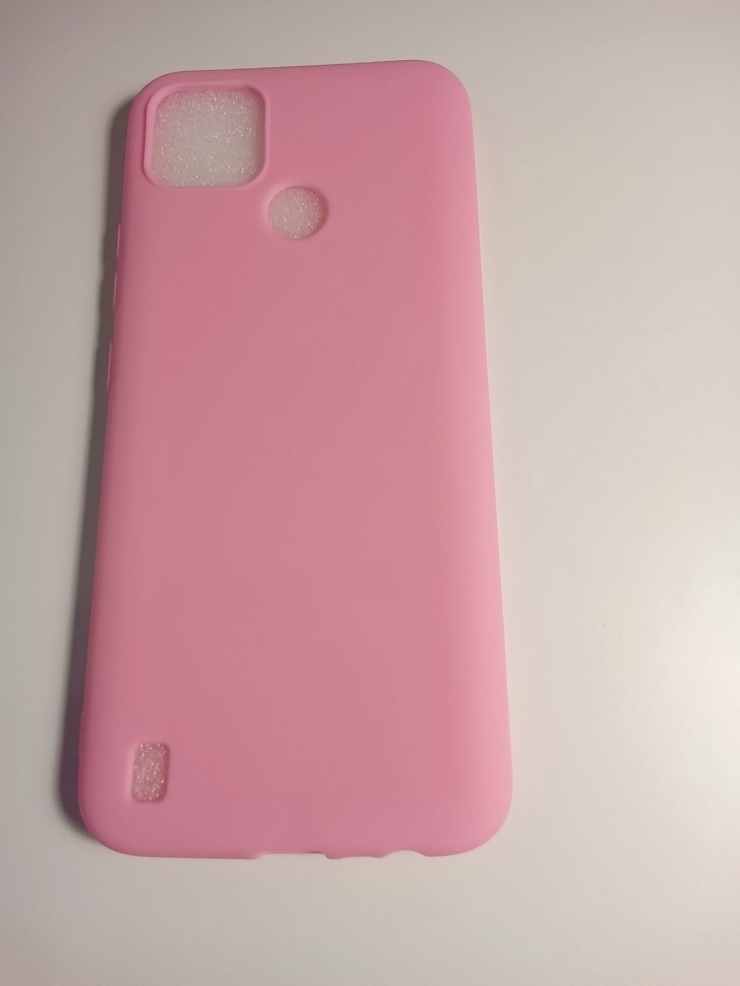 Розовый чехол Realme C21Y