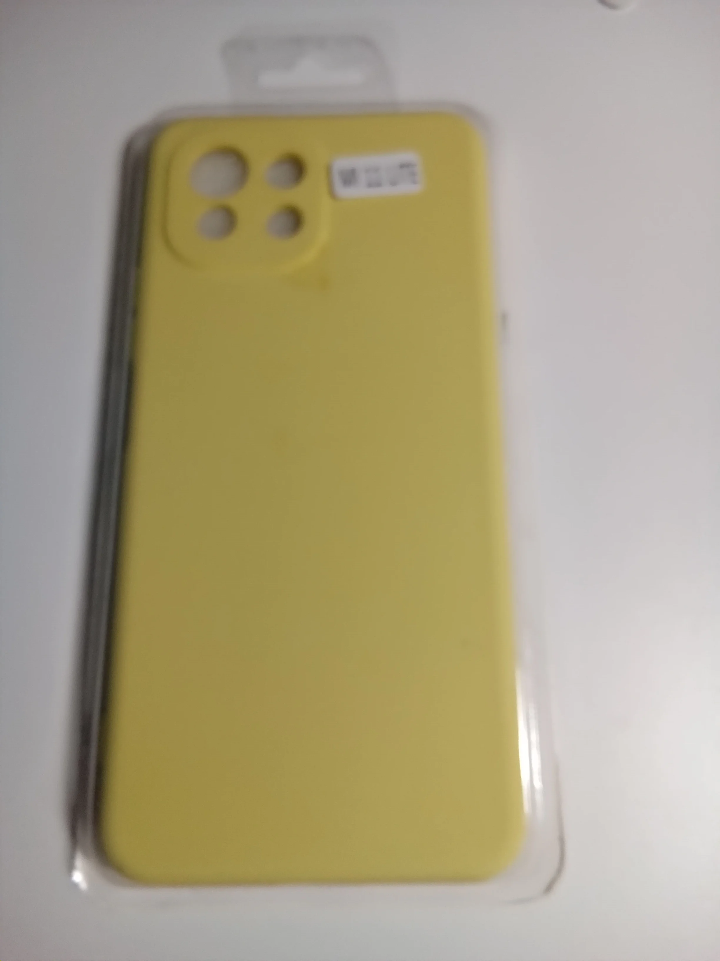 Желтый чехол Xiaomi Mi 11 Lite c защитой камеры и бархатом внутри
