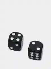 Черный набор игральных кубиков, 1.6 х 1.6 см, разные цвета