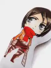 Оливковый брелок-подушка "Мини Чиби" по аниме Волейбол, Атака титанов, Re:zero и другие