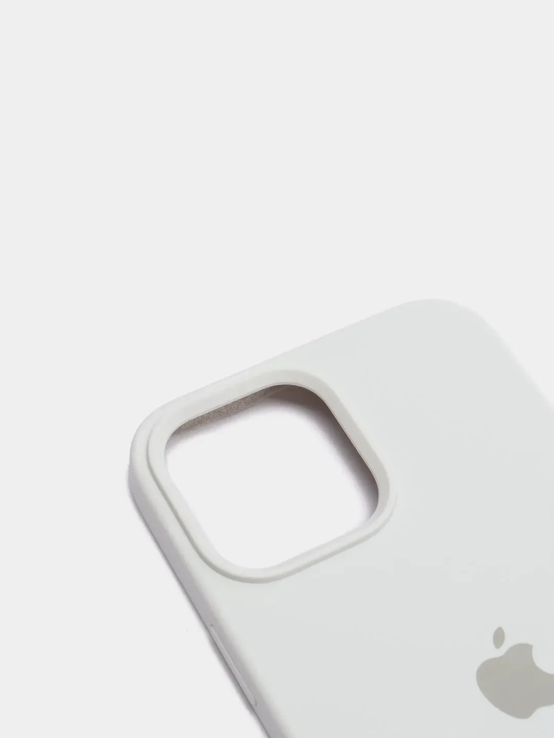 Белый чехол Silicone Case для iPhone 12, 12 Pro