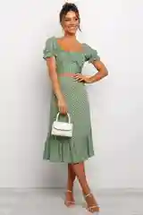 Зеленый комплект: юбка и топ в мелкий цветочек
