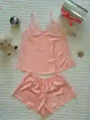 Пижама шелковая женская с кружевными вставками