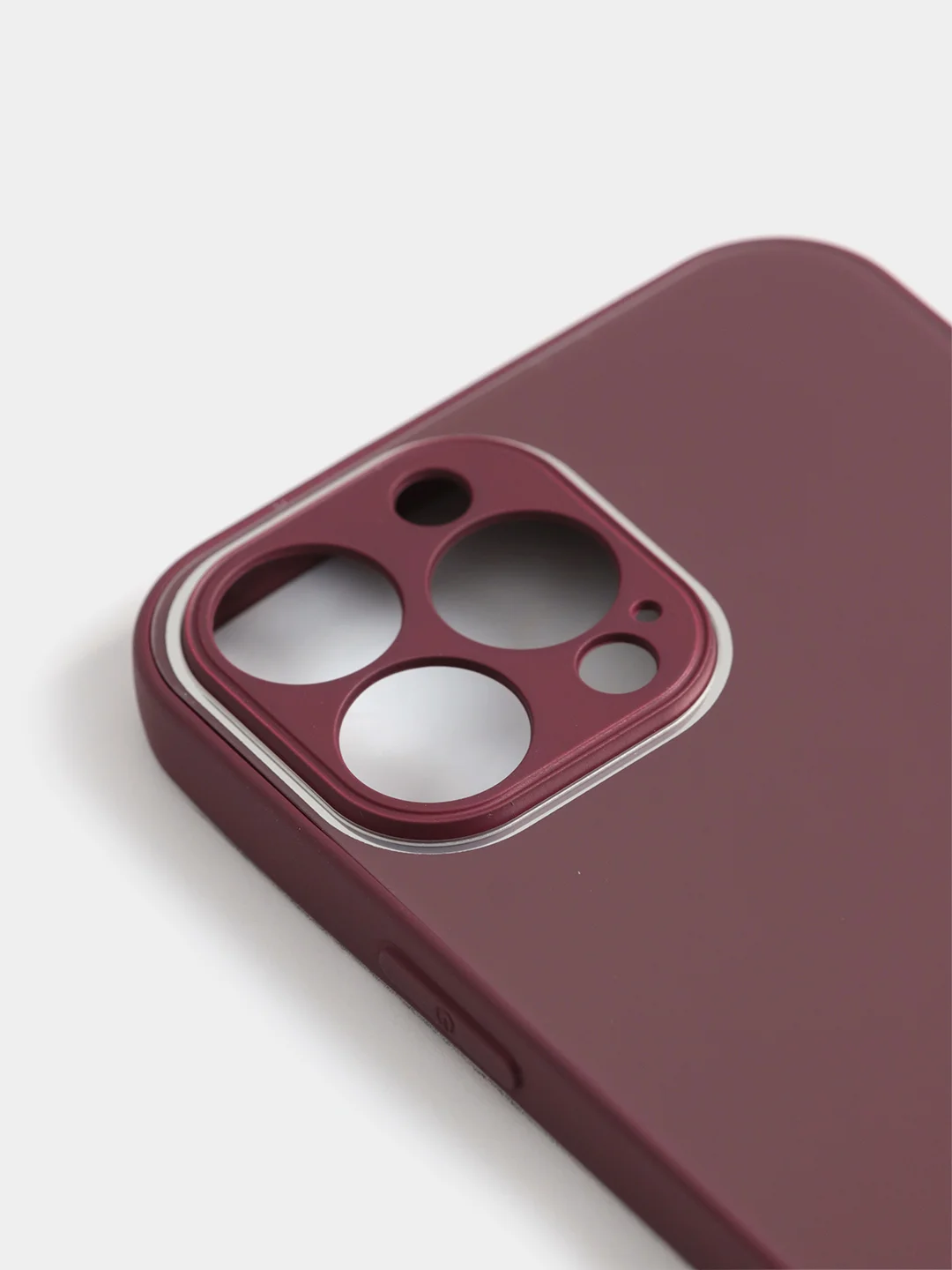 Тёмно-бордовый чехол силиконовый со стеклянной панелью для iPhone 13 Pro Max