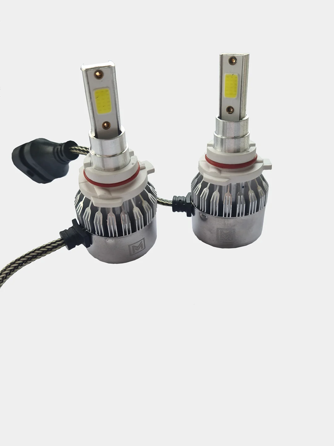 Комплект светодиодных автомобильных ламп Mikushima C9 LED