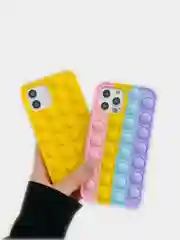 Желтый чехол антистресс пупырка поп ит pop it для iPhone 12 12 Pro на айфон
