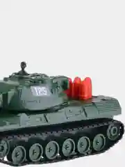 Военная машина "Танк" с пневмопушкой на гусеничном ходу