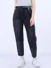 Женские джинсы МОМ с ремнем